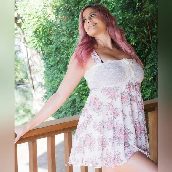 Dolls Kill × Current Mood Lacey Floral Lightweight Wide Strap Summer Dress (M) - Picture 3 of 10